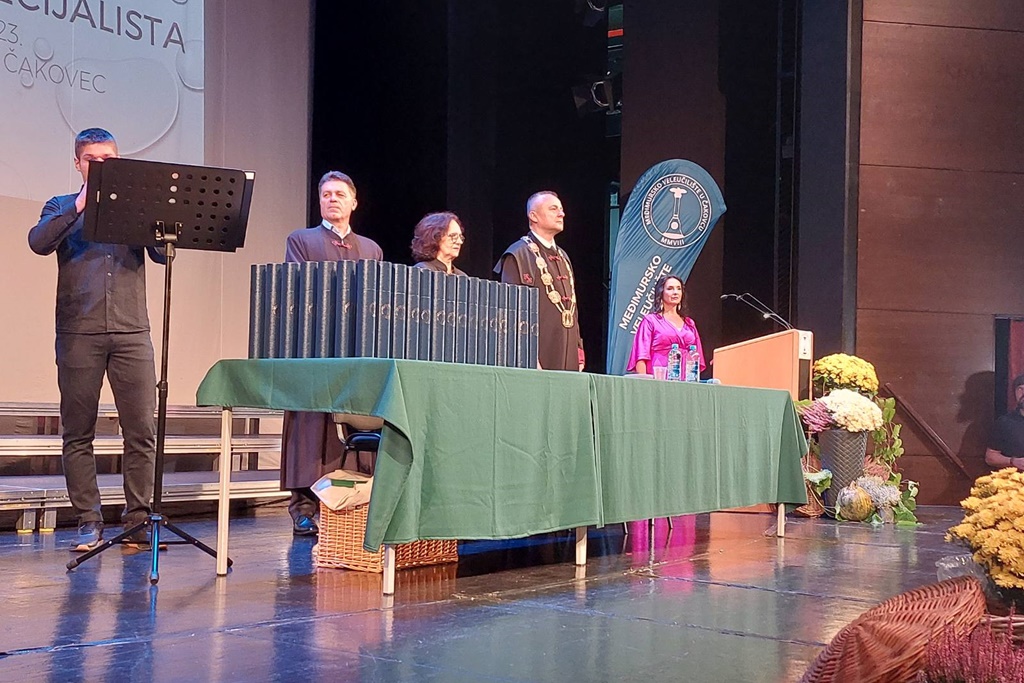 FOTO Međimursko veleučilište promoviralo 124 prvostupnika i magistra