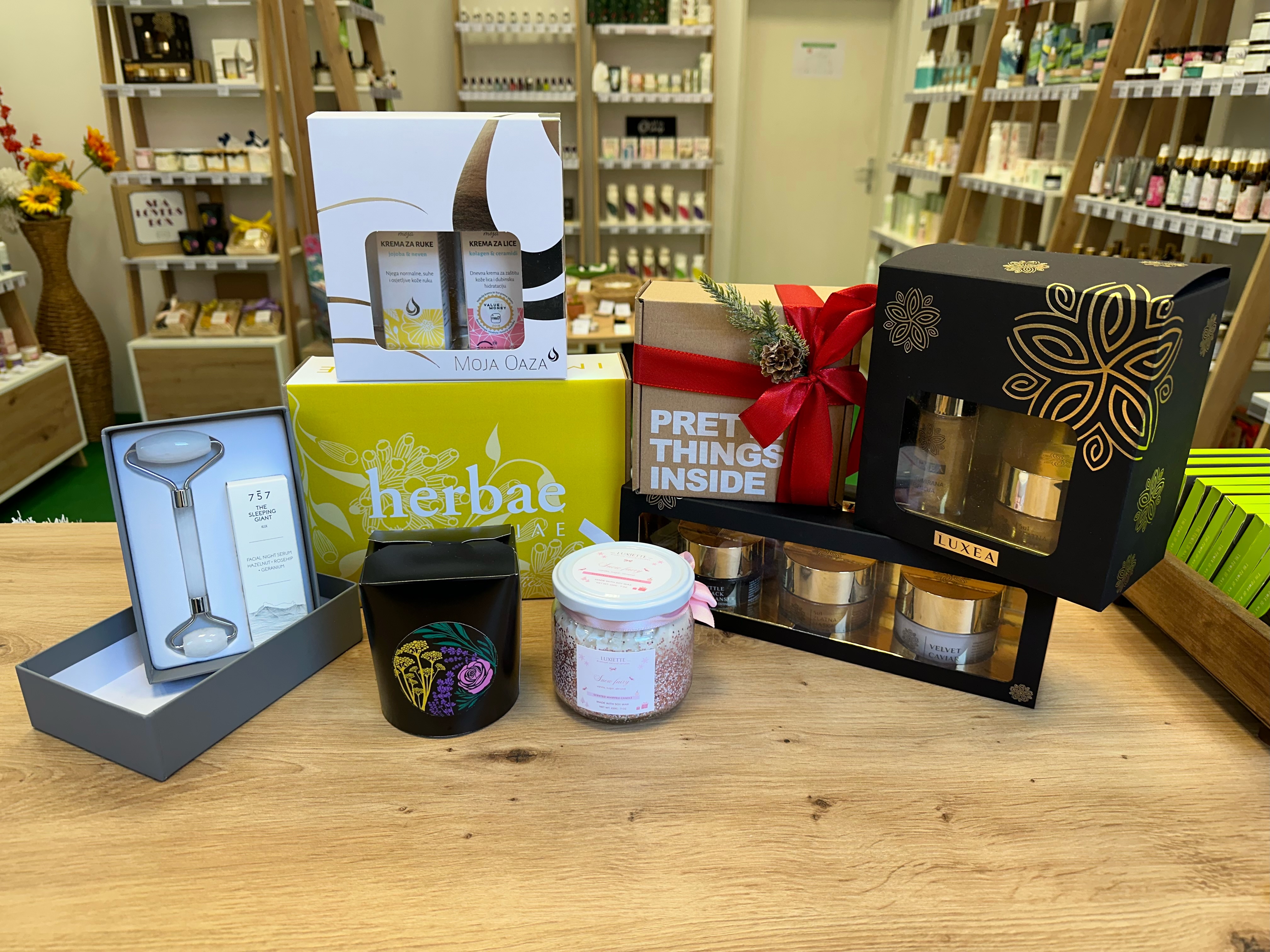 crosmetica božić 2023 pokloni