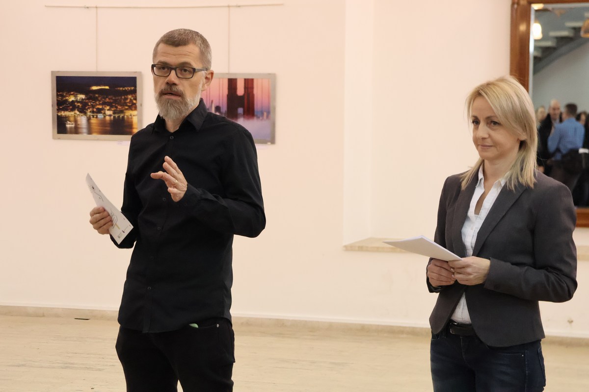 Kak rakova deca izložba