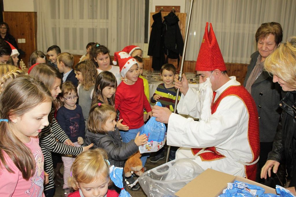 161204svnikoladhrascan46275286