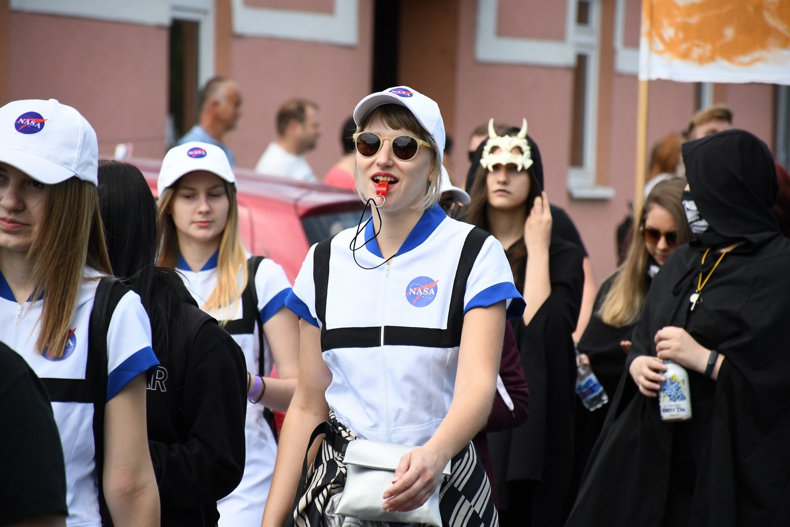 FOTO Povorka protutnjala gradom, maturanti s osmjehom dočekali kraj srednje škole!