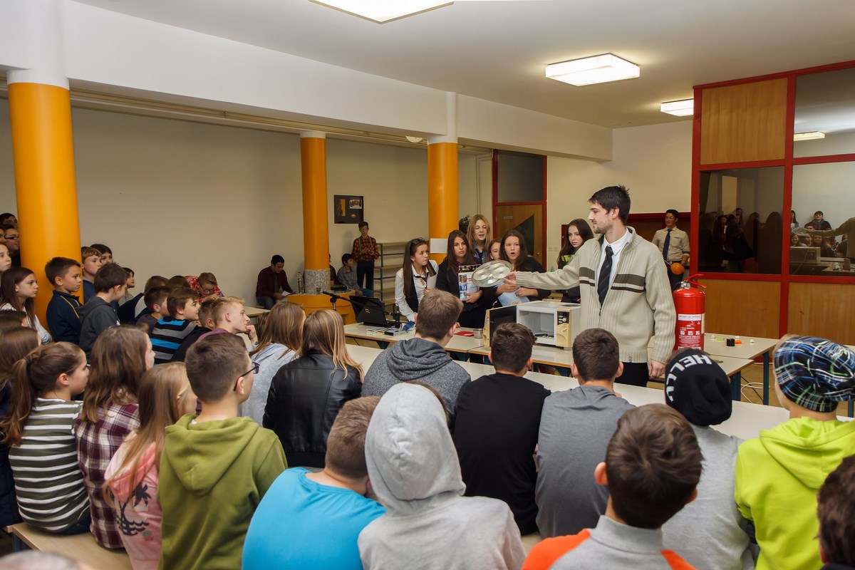 osprelognocznanosti201467977824