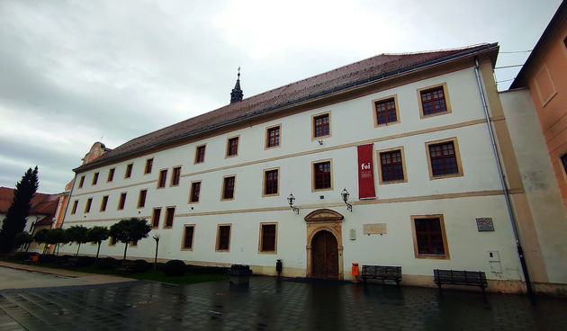 Fakultet organizacije i informatike, FOI