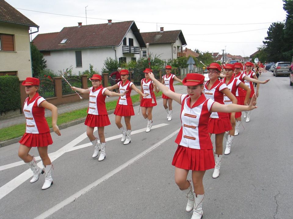 1064104710201783587870491631972