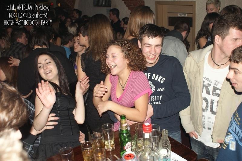 slika0010 Antrum (Subota, 14.1.2012) slika0010 Antrum (Subota, 14.1.2012)