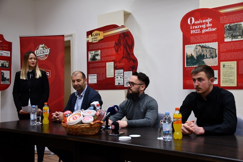 Vajda i Srednja škola Prelog Vajda i Srednja škola Prelog