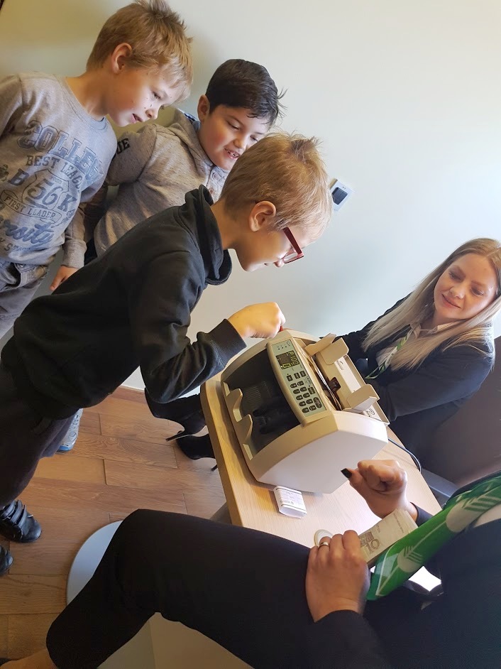 20171120105039722867