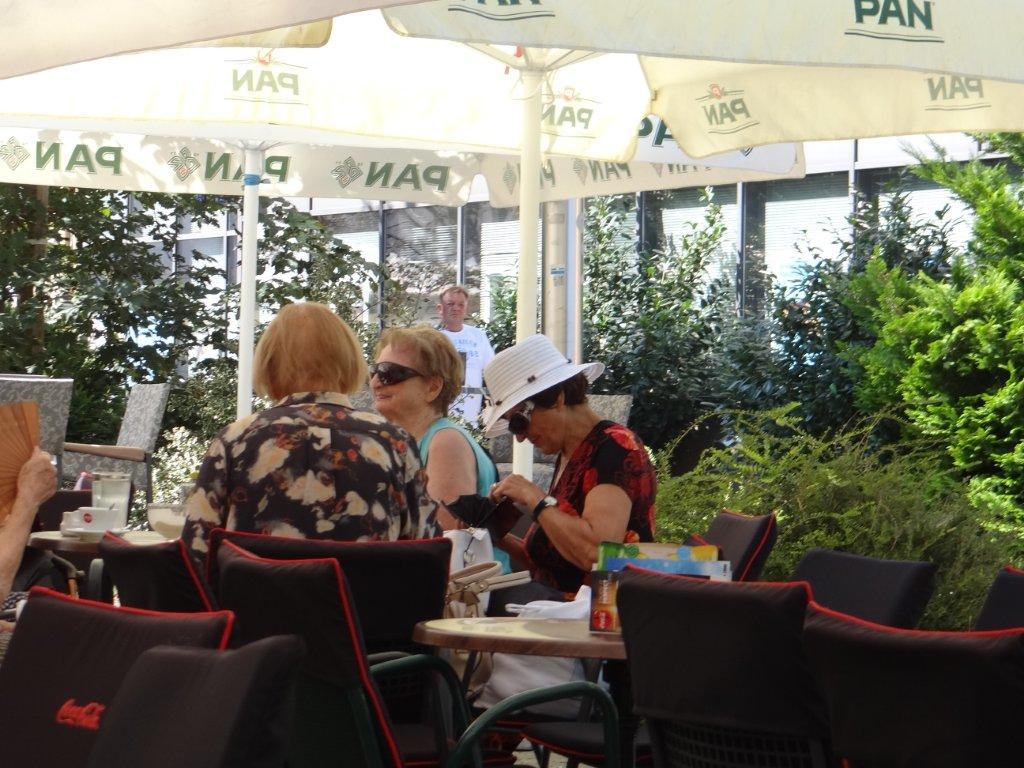 Prijepodnevna šetnja Čakovcem: Važno je kavicu popiti, lijepu riječ čuti, osjetiti bilo grada