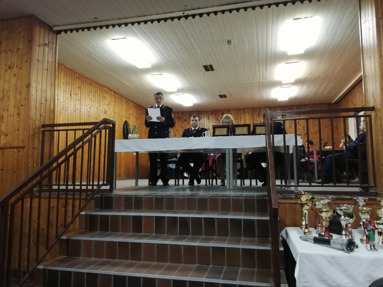 DVD NOVO SELO Održana izvještajna skupština: Spomenicu za 50 godina rada primio Nikola Đorđević DVD NOVO SELO Održana izvještajna skupština: Spomenicu za 50 godina rada primio Nikola Đorđević