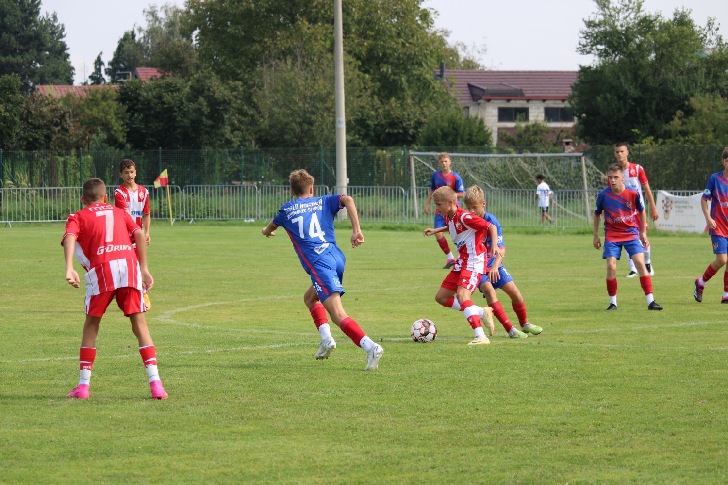 FOTO Prvi dan turnira ‘Međimurca U-14’ oduševio mnogobrojnu publiku, ali i igrače!