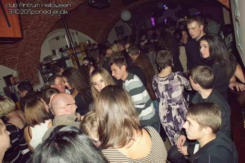 slika0096 Antrum (Pet, sub i pon, 28., 29. i 31.)