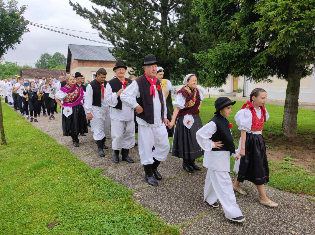 Mlada misa u Kotoribi