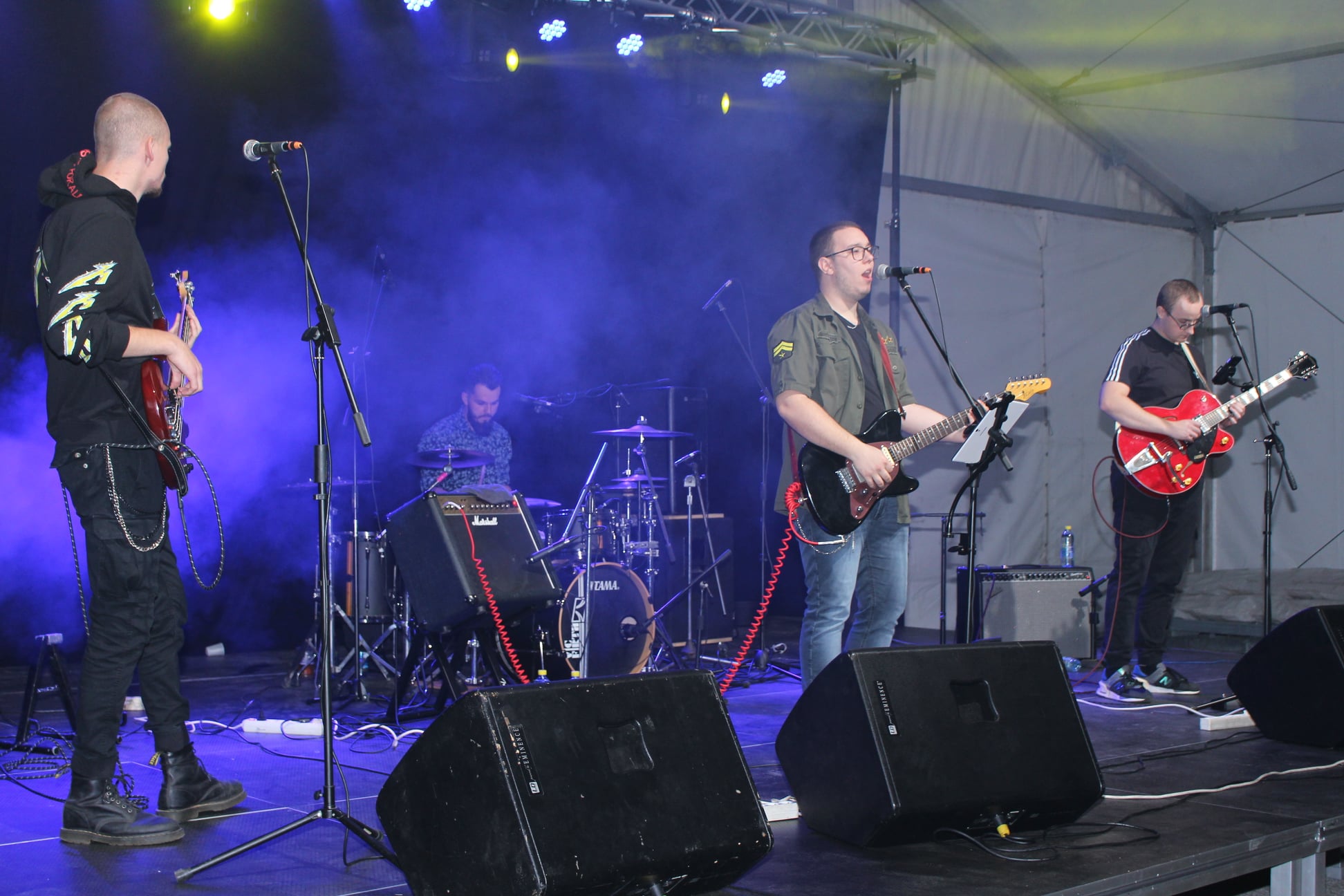 Koncert benda Hangar 44
