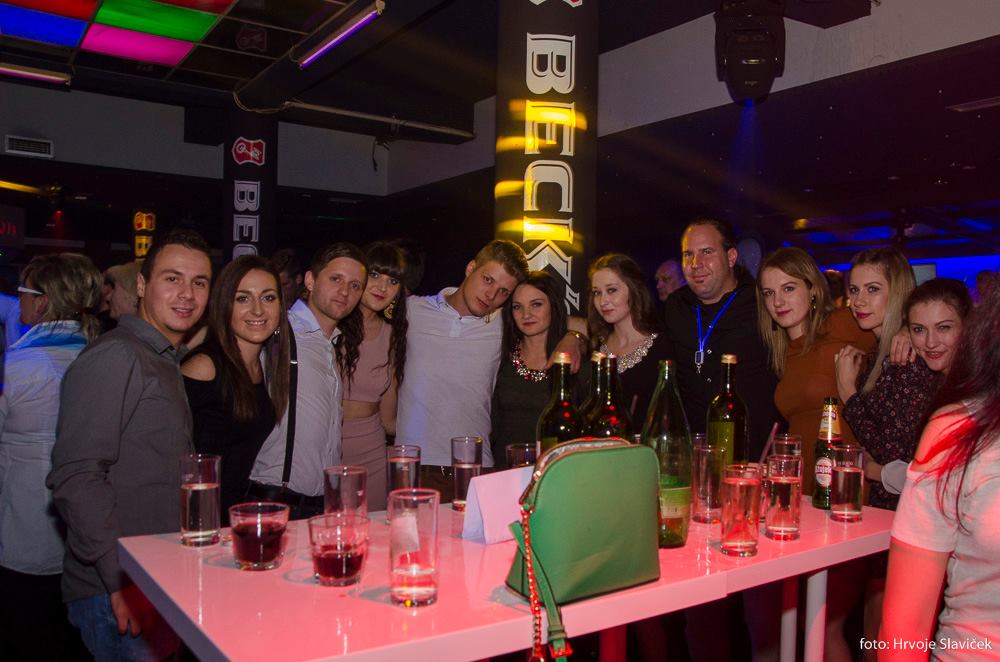 1485987512165688184177115832476