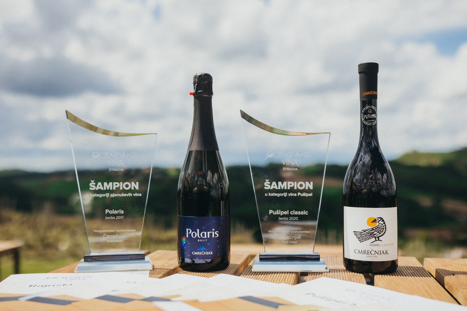 Vinarija Cmrečnjak poziva u novu Vinoteku!