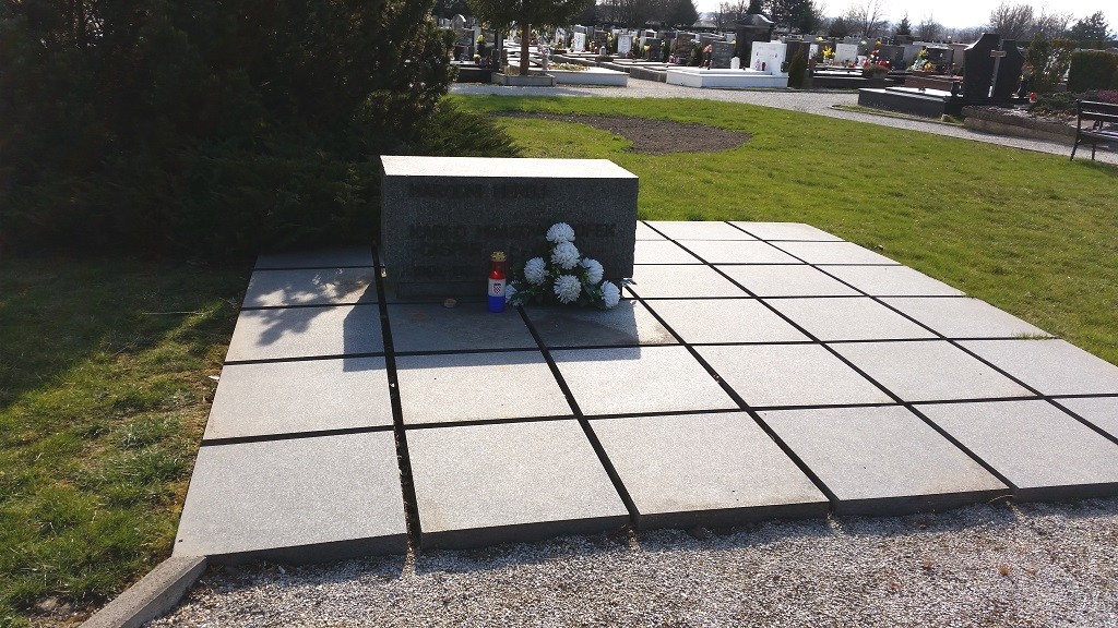 20150406100114183144