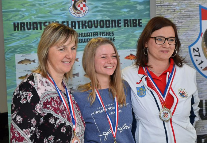 hm24413768x509669459