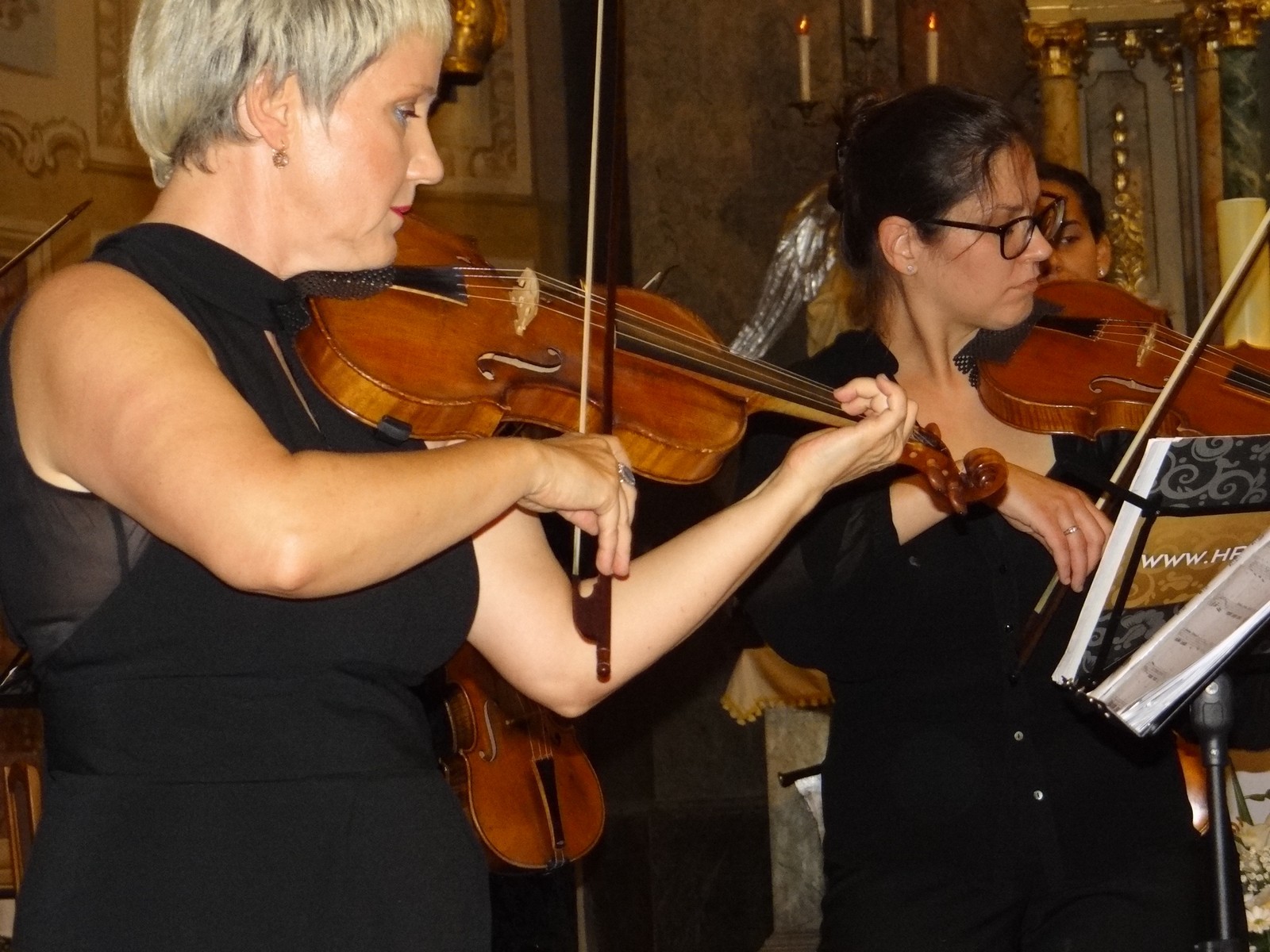 FOTO Koncert za pradedeka: Unuka Ivana Mustača-Kantora pjevala povodom otkrivanja njegove biste FOTO Koncert za pradedeka: Unuka Ivana Mustača-Kantora pjevala povodom otkrivanja njegove biste