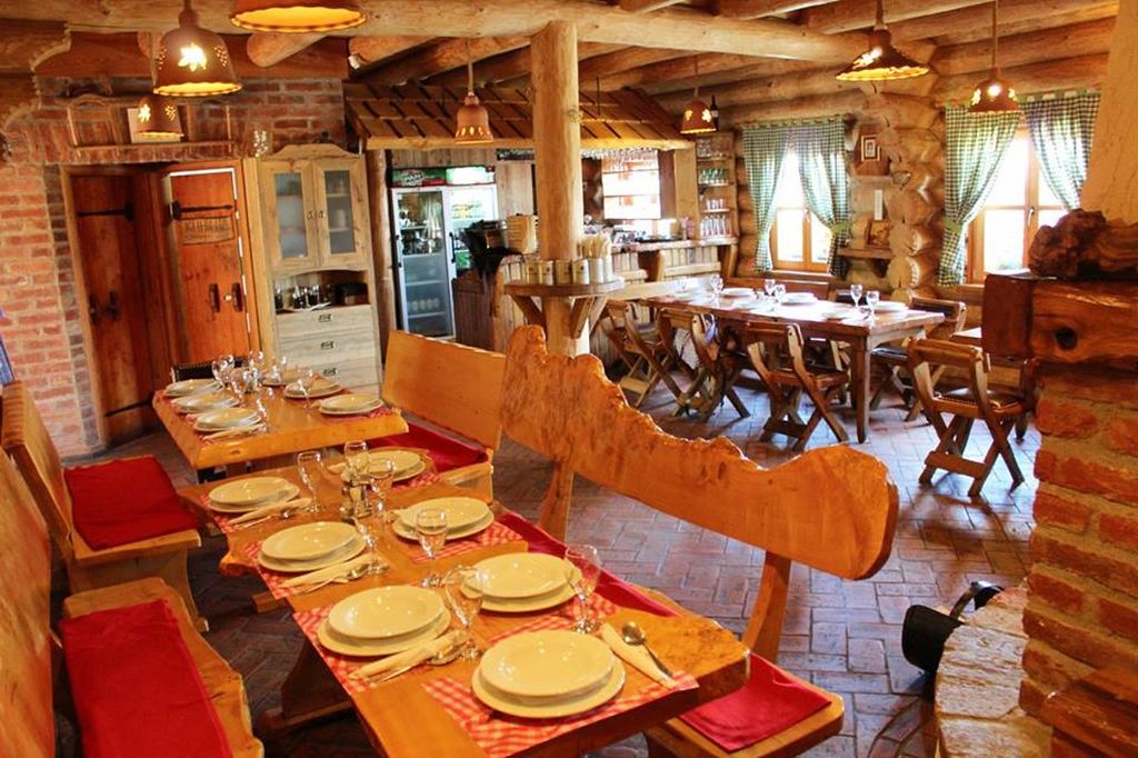 1123073015869133582255614756755