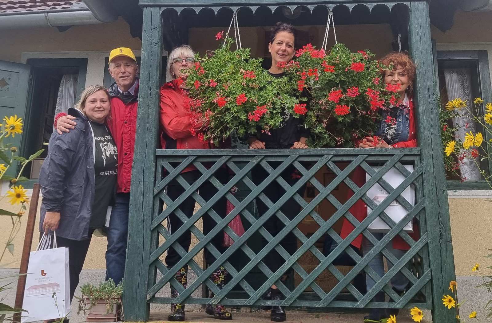 FOTO U ovogodišnjoj humanitarnoj akciji ‘Radio gorice za Katružu’ prikupljeno 260 kilograma grožđa i 1.050 eura