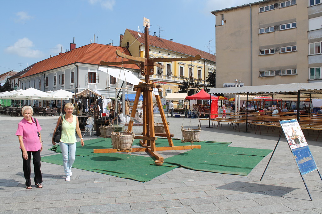 slika00020916062 FOTO: Pogledajte današnju atmosferu na Porcijukulovom! 1.8.2014.