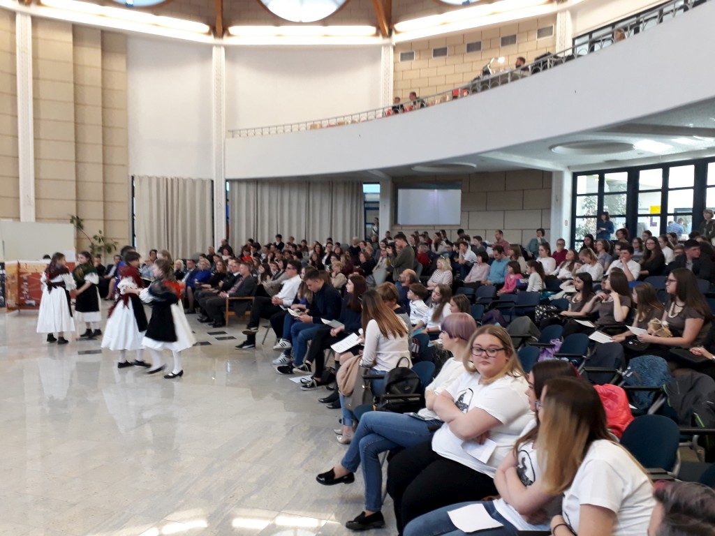 20180409095216161144