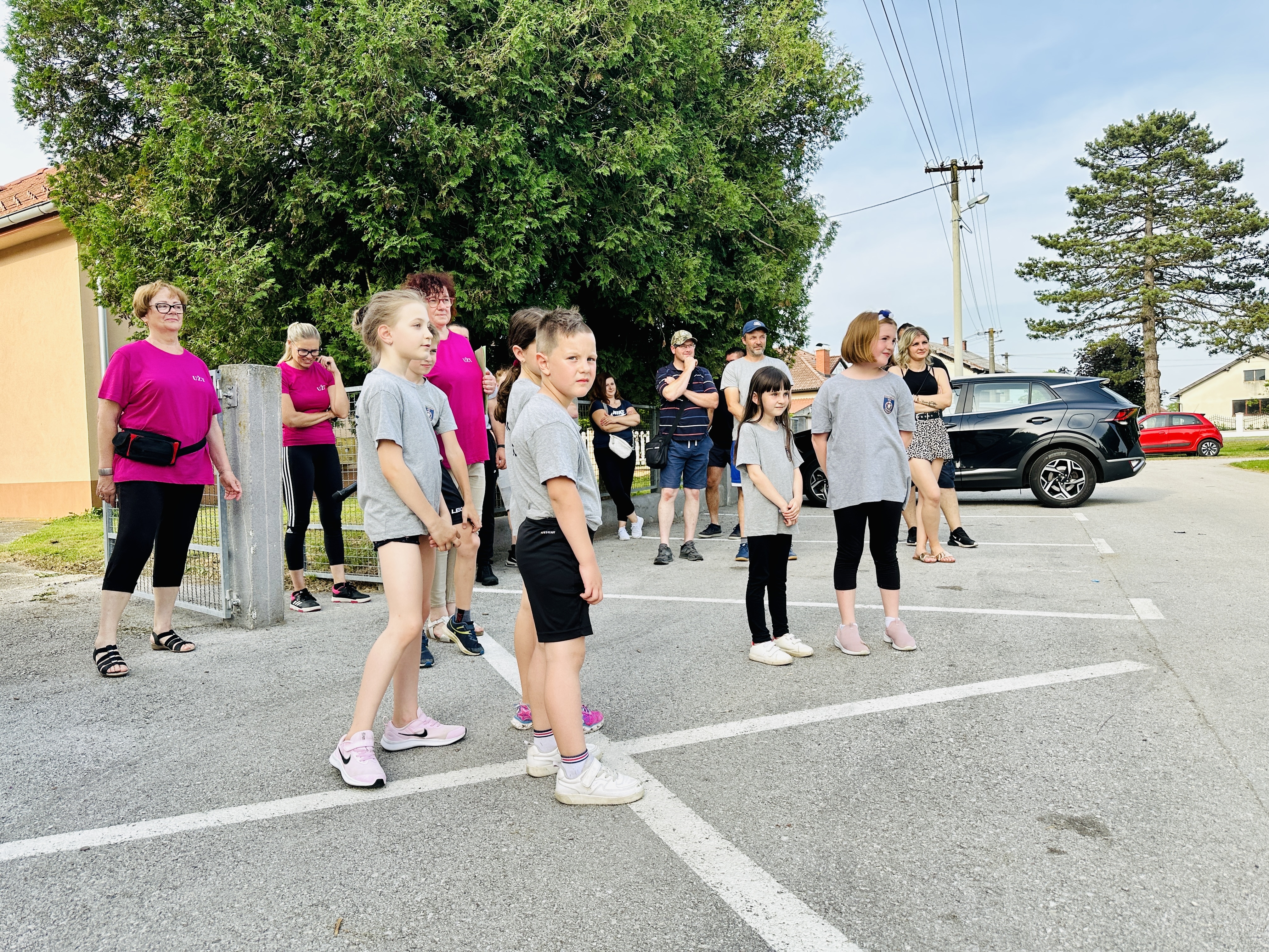 TRNOVEC Uredili dječje igralište, sad je u novom ruhu