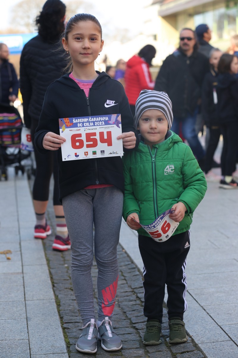 ”Šarenim čarapama do cilja”