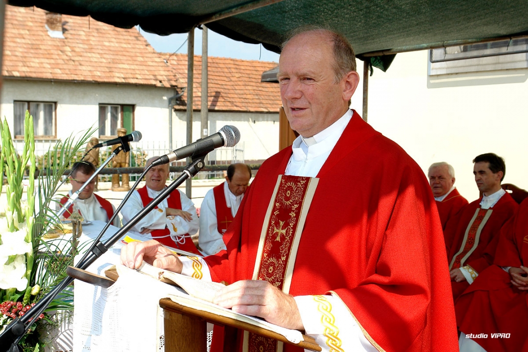 305012793dsc02472109288