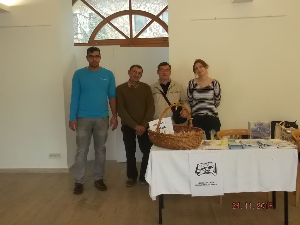 volontiranjeclanovanaizlozbi854