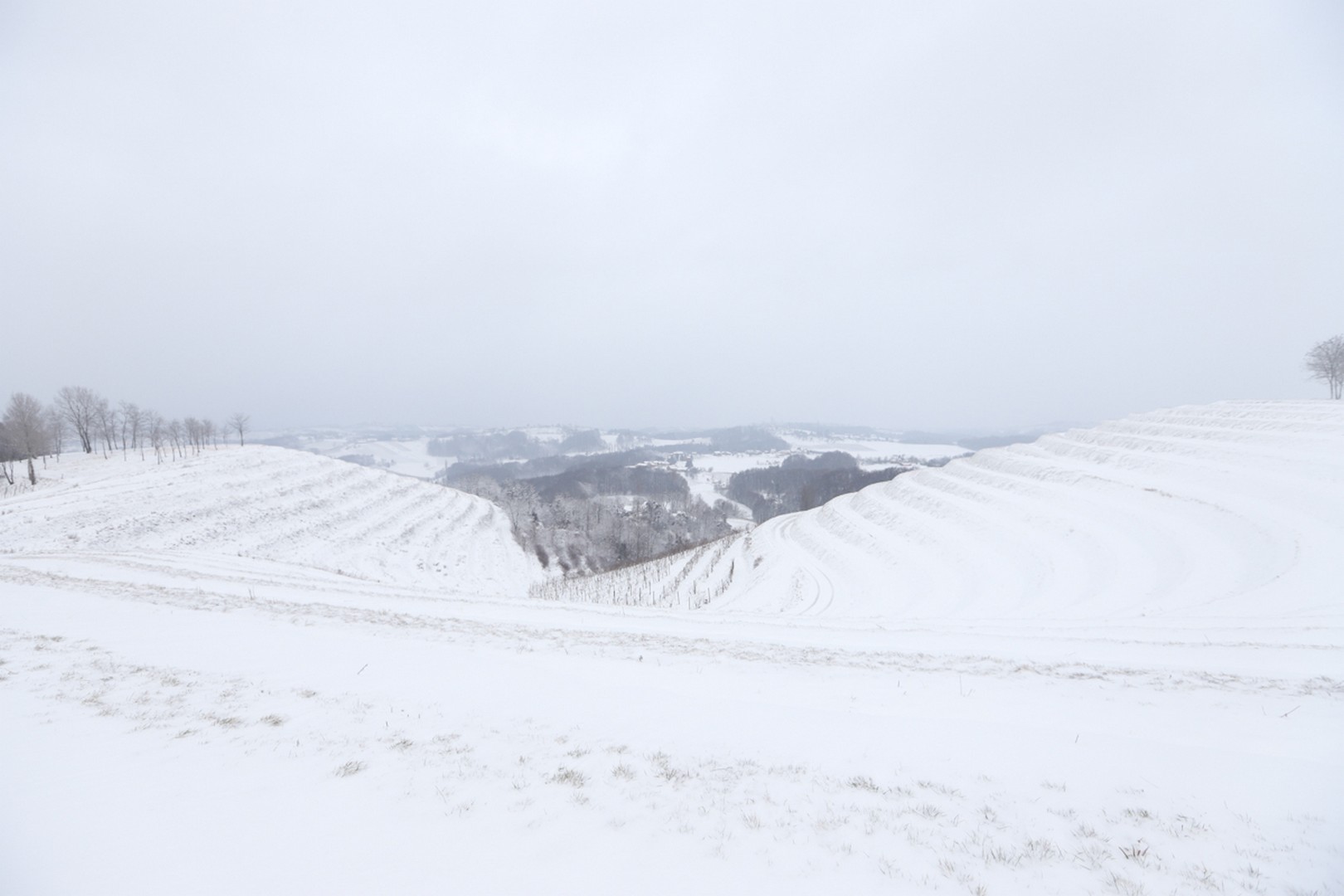 Mađerkin breg pokriven snijegom
