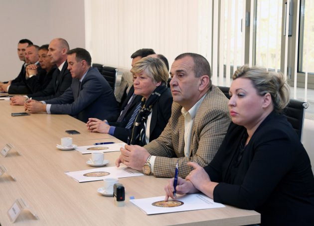 phocathumblugovor04042016051053