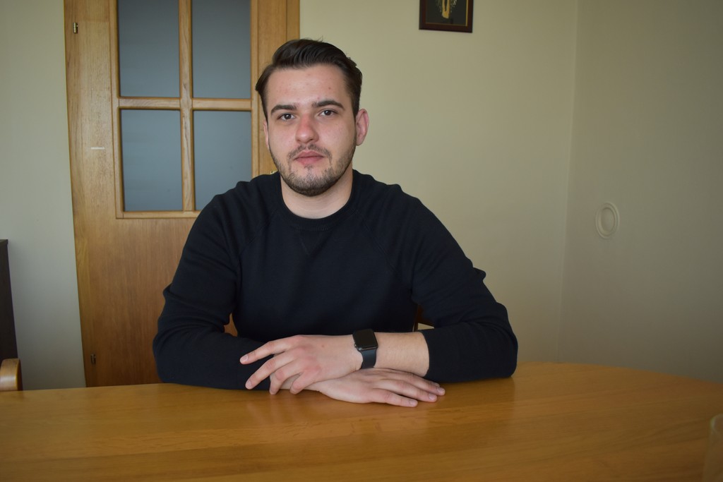 ŽUPNIK MISLAV MIKAC USUSRET USKRSU Moramo vidjeti križeve ljudi oko sebe