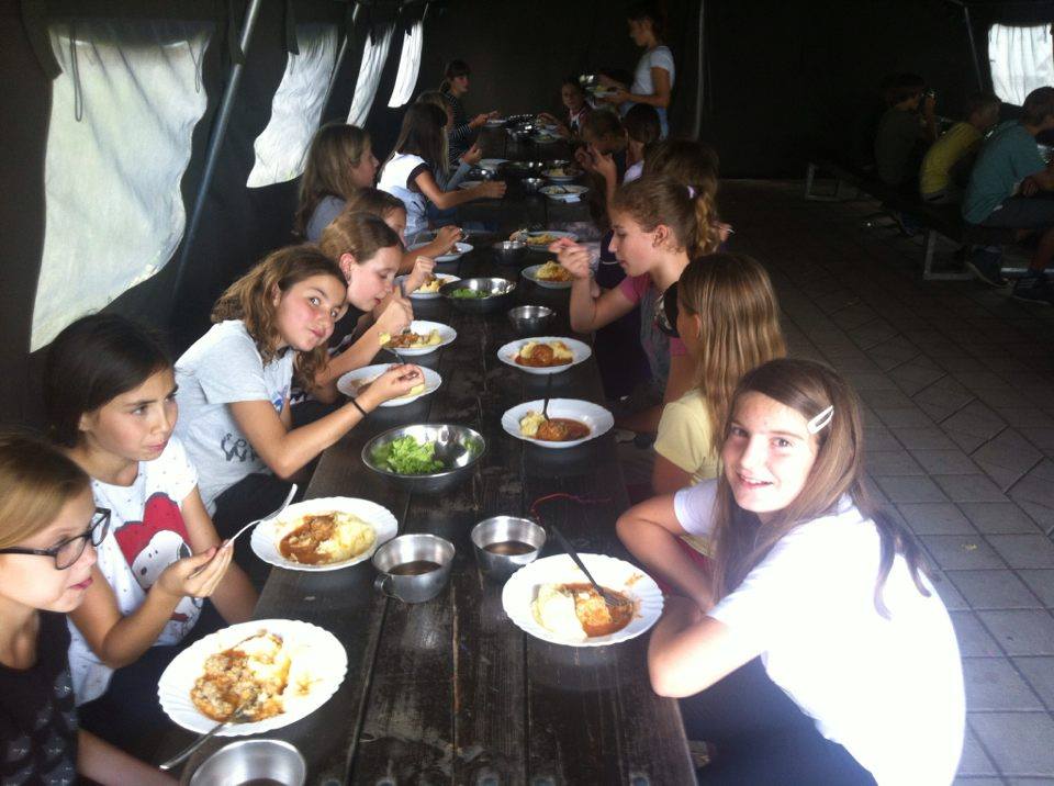 1438976710209297157159859907608