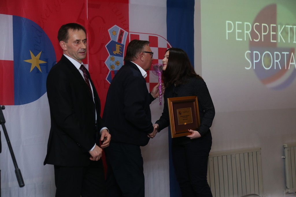 pravazena00032432657