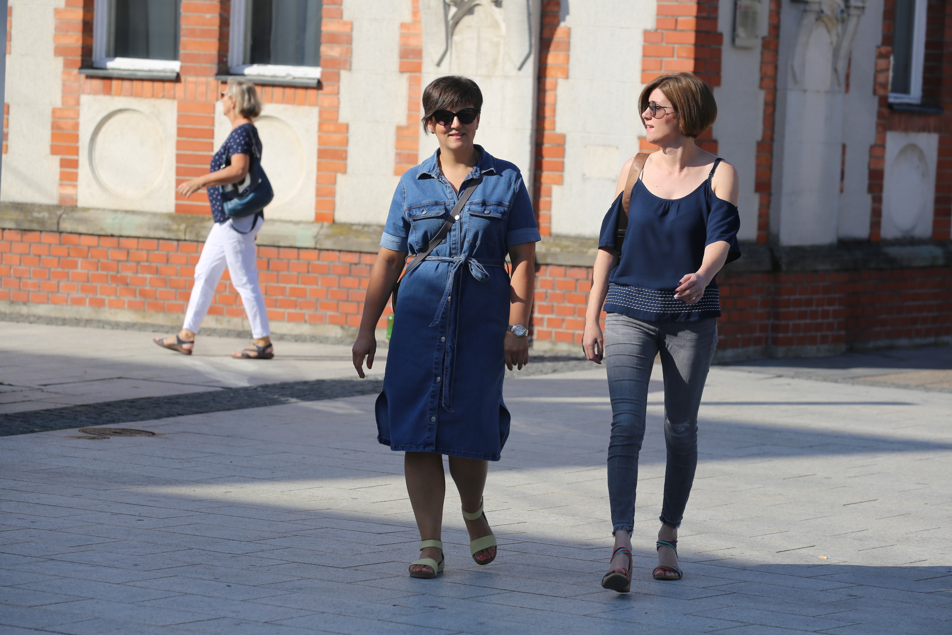 KLIKOM PO ČAKOVCU Ugodna i topla ljetna subota izmamila šetače na ulice