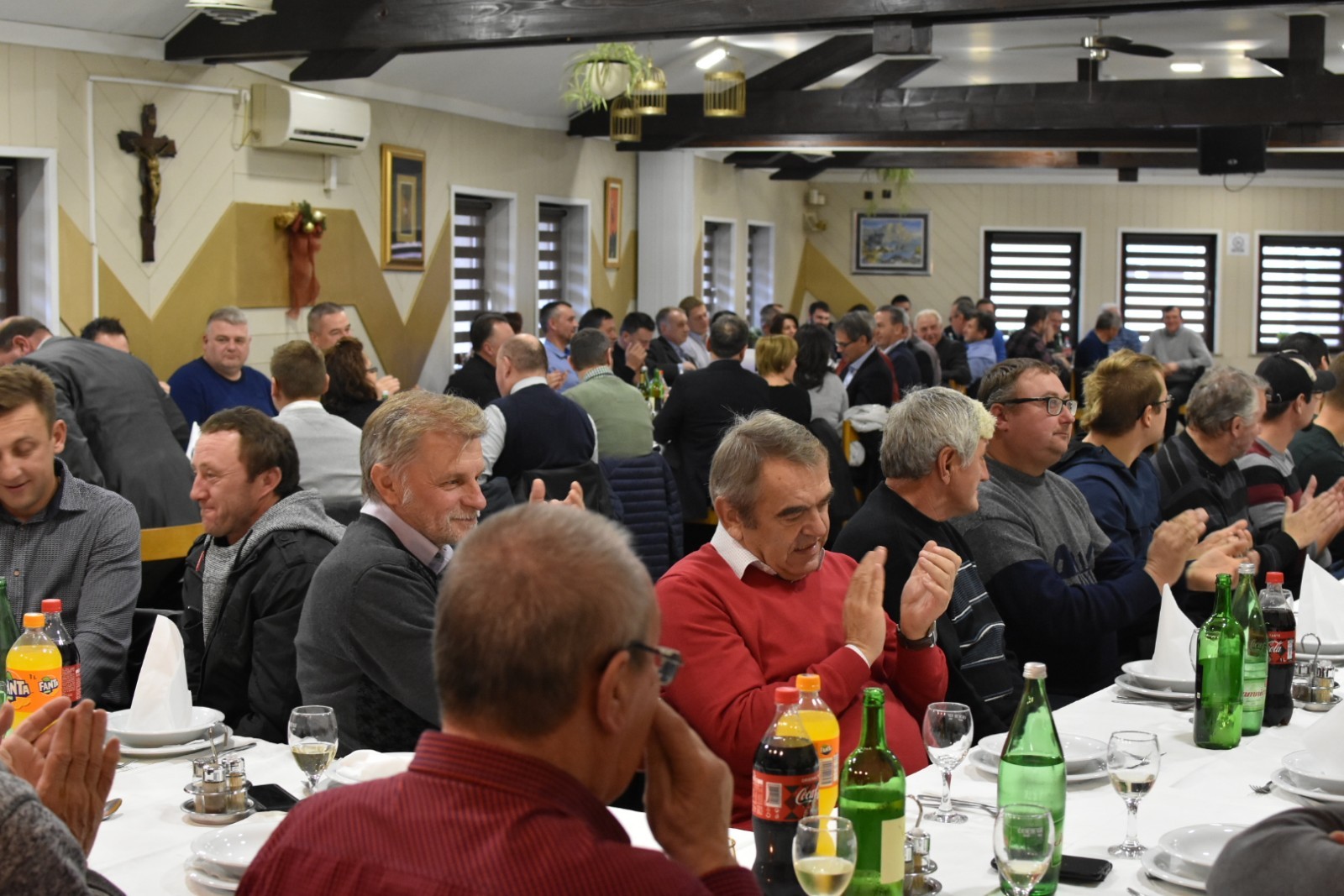 ANDRIJA TOMAŠEK ‘Sinovi nastavljaju moj posao i siguran sam da će uspješno trajati i slijedećih 25 godina’ ANDRIJA TOMAŠEK ‘Sinovi nastavljaju moj posao i siguran sam da će uspješno trajati i slijedećih 25 godina’