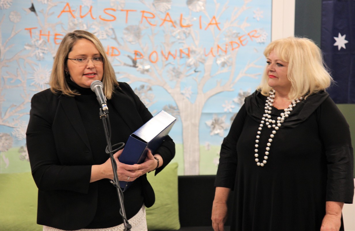 Veleposlanica Australije Elizabeth Petrovic u posjetu ETŠ Čakovec donirala mobilnu učionicu!
