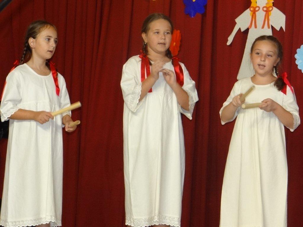 Prvi dječji folklorni susreti u Žiškovcu