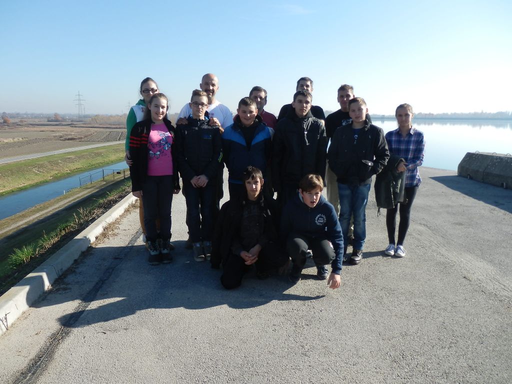 151112monitoring36412225