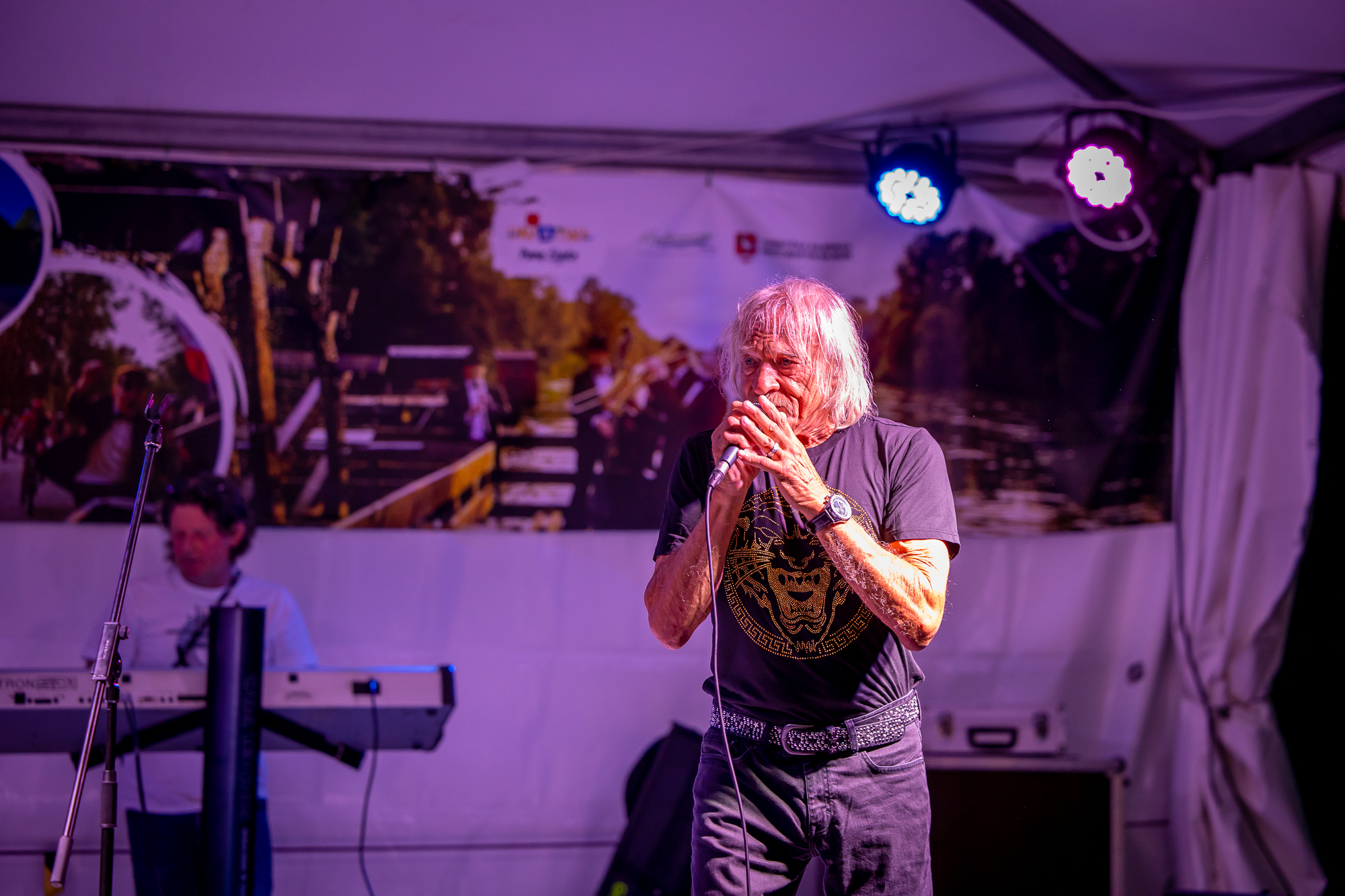 PREKRASNA VEČER Koncert Džo Maračić Makija i premijera spota Ansambla Pučpuljike PREKRASNA VEČER Koncert Džo Maračić Makija i premijera spota Ansambla Pučpuljike