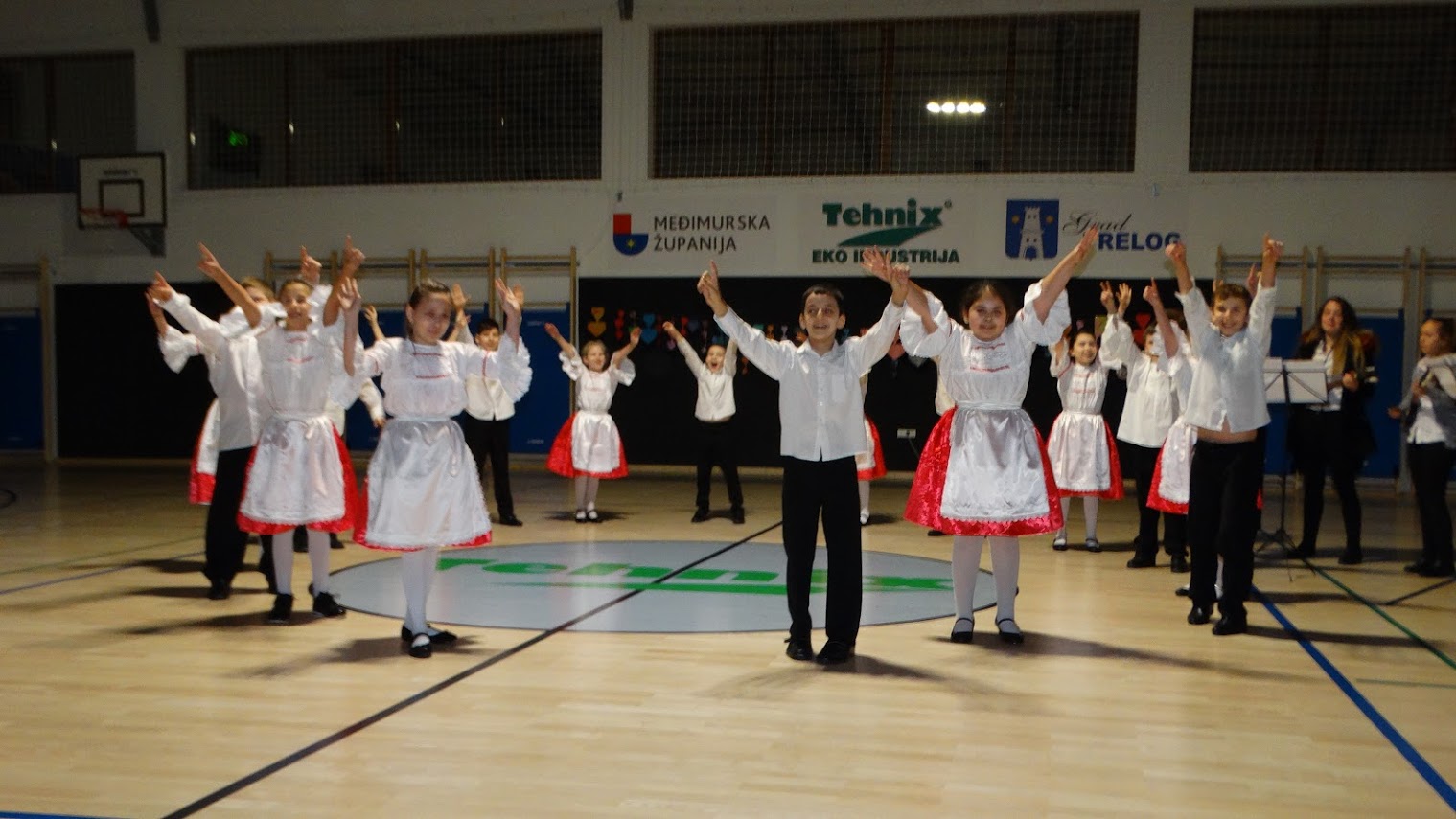 FOTO Na proslavu Valentinova u OŠ Draškovec stigli gosti iz Mađarske