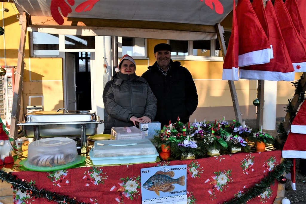 Prvi Božićni sajam u Pribislavcu naišao na odličan odaziv