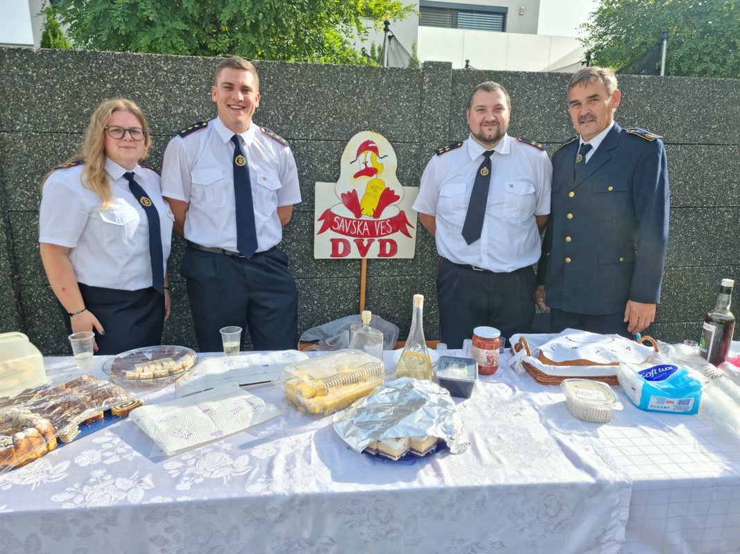 FOTO Dani kruha u Strahonincu: Kruh, peciva, odlični kolači i ostale delicije oduševili posjetitelje FOTO Dani kruha u Strahonincu: Kruh, peciva, odlični kolači i ostale delicije oduševili posjetitelje