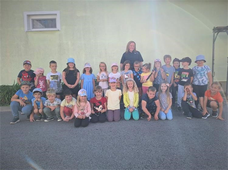 FOTO Policajka Margareta-Martina Cvetković posjetila DV ‘Jurovska pčelica’