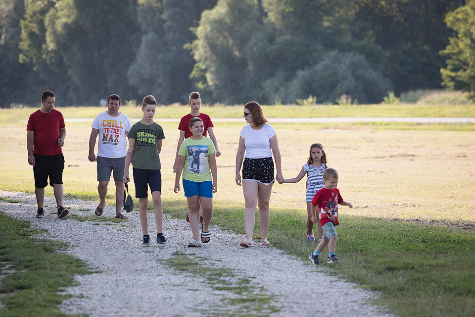 KLIKOM PO MARINI Sunčana nedjelja mamac za šetače na preloškoj Marini