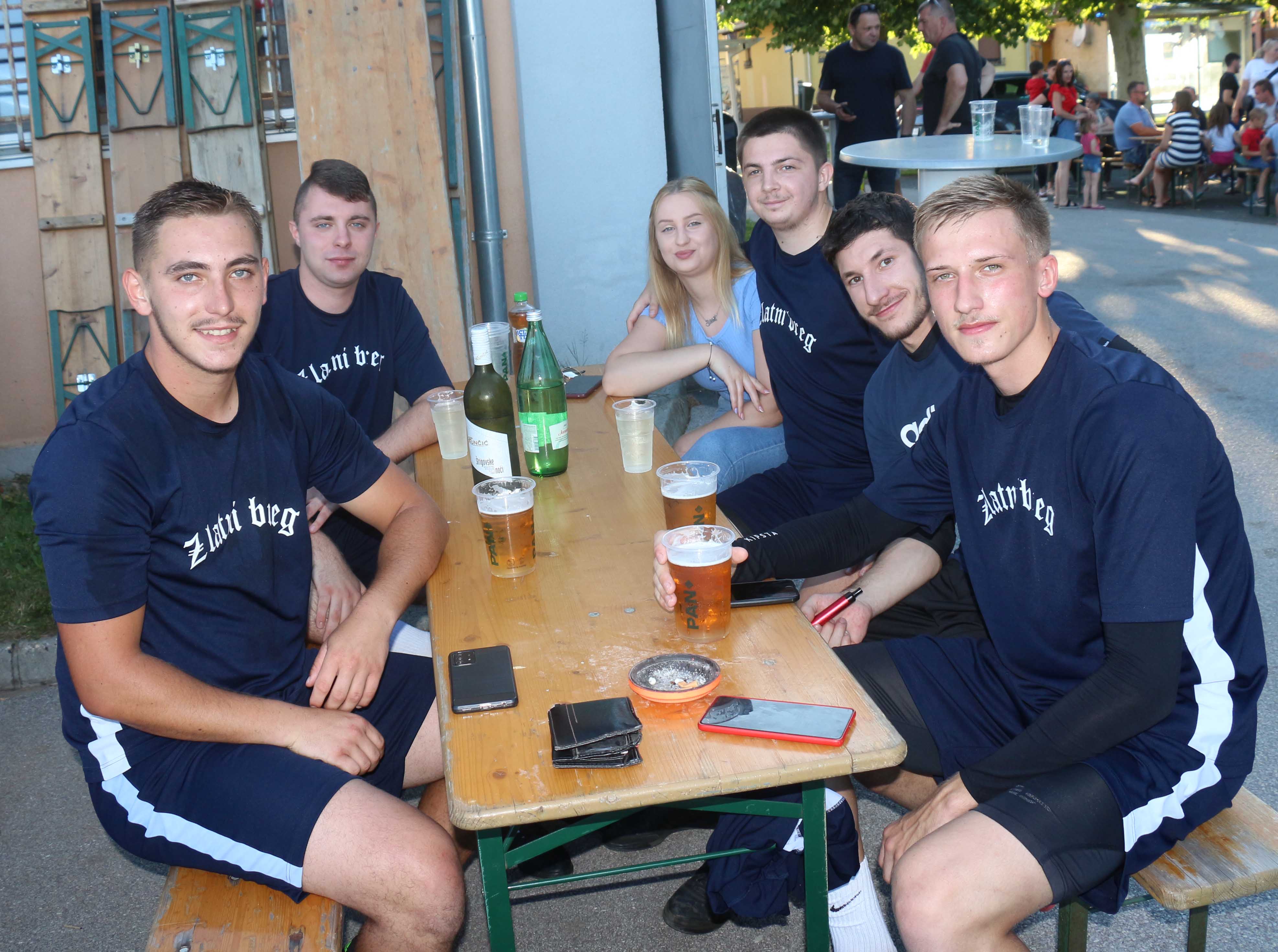 Čovec kup: Turnir u Čehovcu osvojio Caffe bar Eden