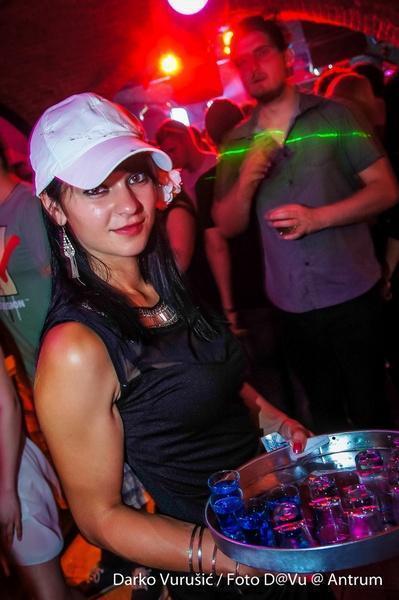 slika00045 Antrum (Subota, 28.6.2014. – Sandra Afrika)