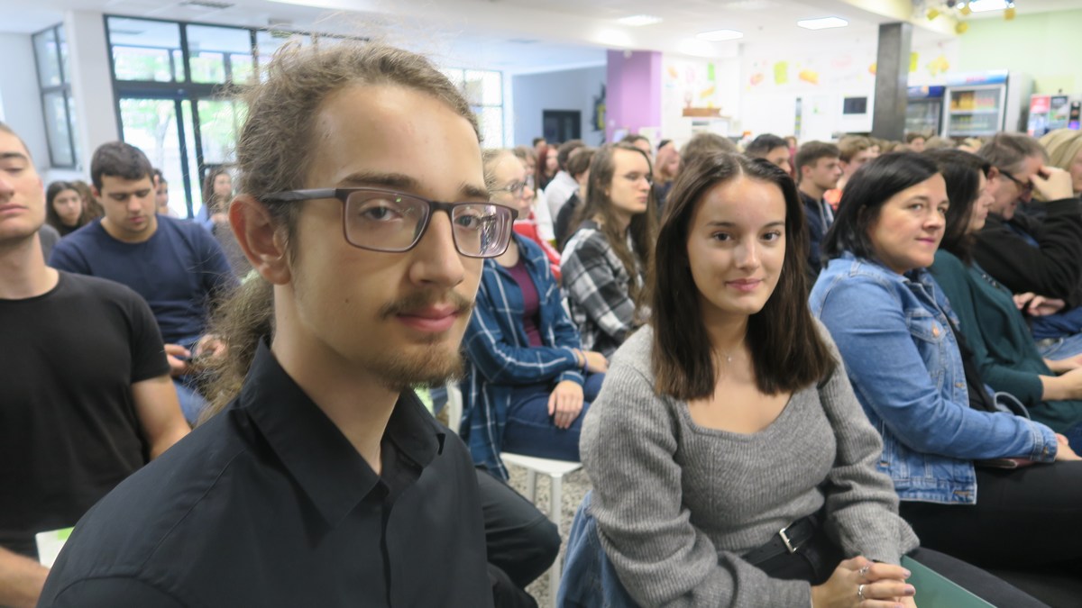 Gimnazija Josipa Slavenskog Čakovec i ove školske godine kroz Centre izvrsnosti okuplja talentirane i darovite učenike