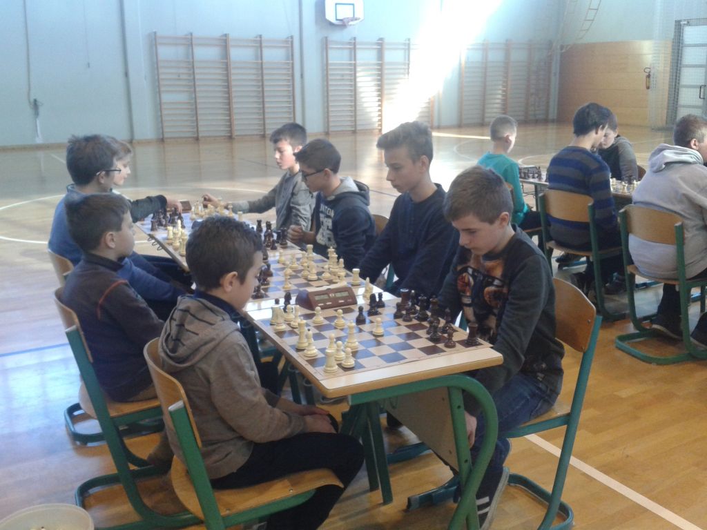 20161212105744488741